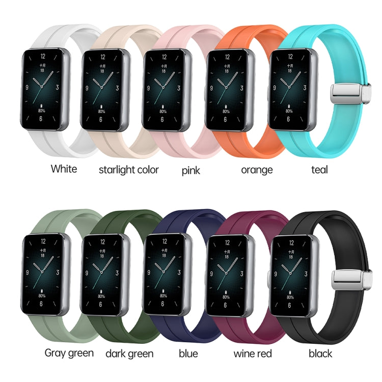 For Honor Band 9 Magnetic Folding Silver Buckle Silicone Watch Band(Green) - Watch Bands by PMC TechLife | Online Shopping South Africa | PMC TechLife
