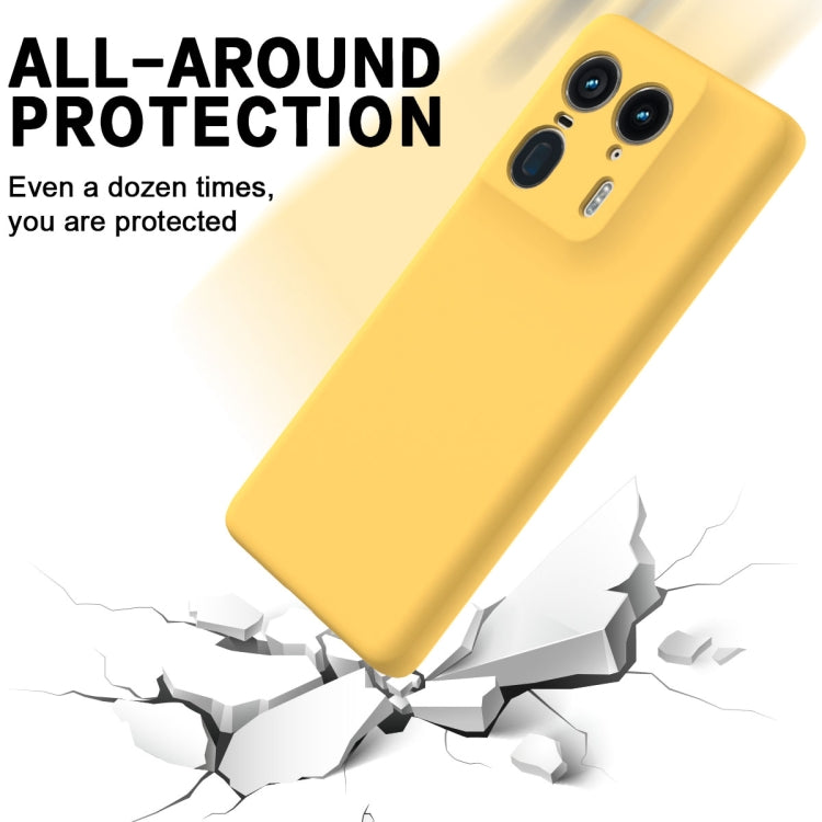For Motorola Moto X50 Ultra Solid Color Liquid Silicone Dropproof Full Coverage Phone Case(Yellow)