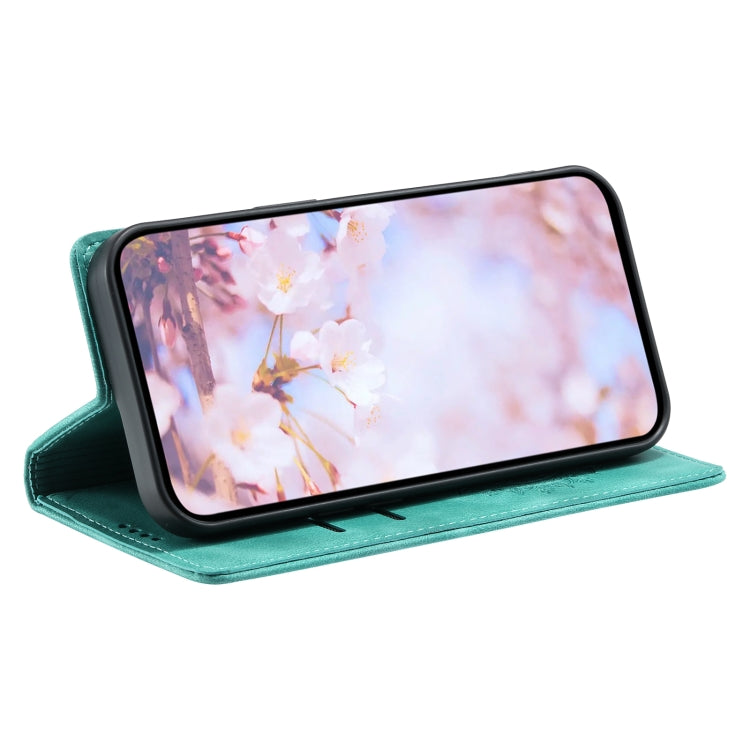 For Samsung Galaxy S25 5G Totem Embossed Magnetic Leather Phone Case(Green)