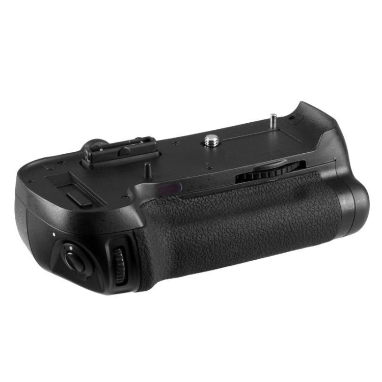 Battery Grip MB-D12 for Nikon D800 / D800E with a Battery Holder