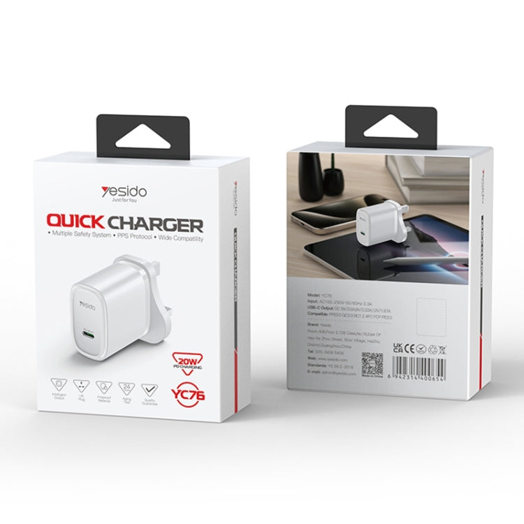 Yesido YC76BL PD 20W USB-C / Type-C Port Quick Charger with Type-C to 8 Pin Cable, UK Plug (Black) - USB Charger by Yesido | Online Shopping South Africa | PMC TechLife | Buy Now Pay Later Mobicred