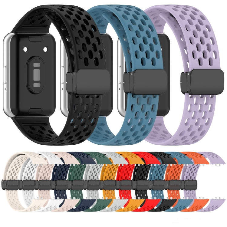 For Samsung Galaxy Fit 3 Hole Style Magnetic Folding Buckle Silicone Watch Band(White)