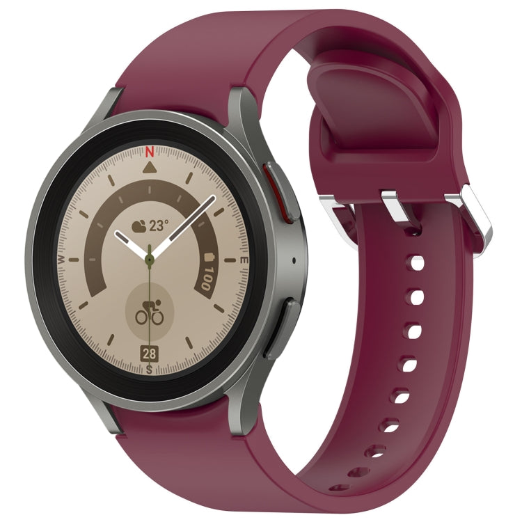 For Samsung Galaxy Watch 5 Pro 45mm Solid Color Silver Buckle Quick Release Silicone Watch Band(Wine Red)
