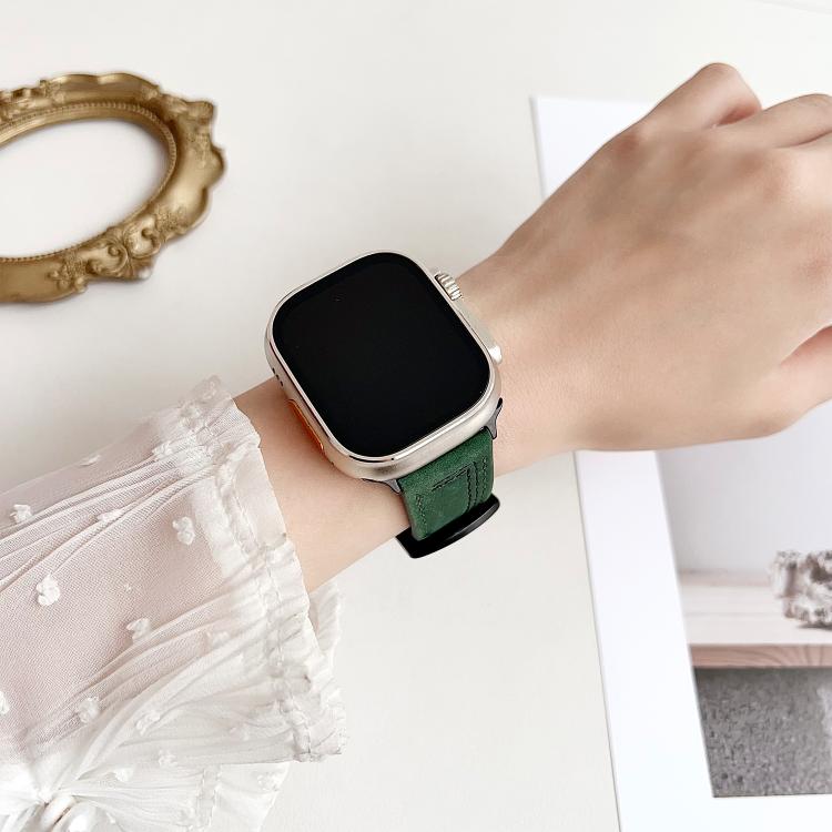 For Apple Watch 46mm / 49mm / 45mm / 44mm 7-Line Tri-Star Buckle Pull Up Leather Watch Band(Crazy Horse Green Black Thread)