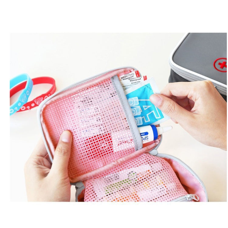 Cute Heart Mini Medicine Bag First Aid Emergency Kits Organizer Outdoor Household Pill Bag, Size: 13x10x4cm(Grey)
