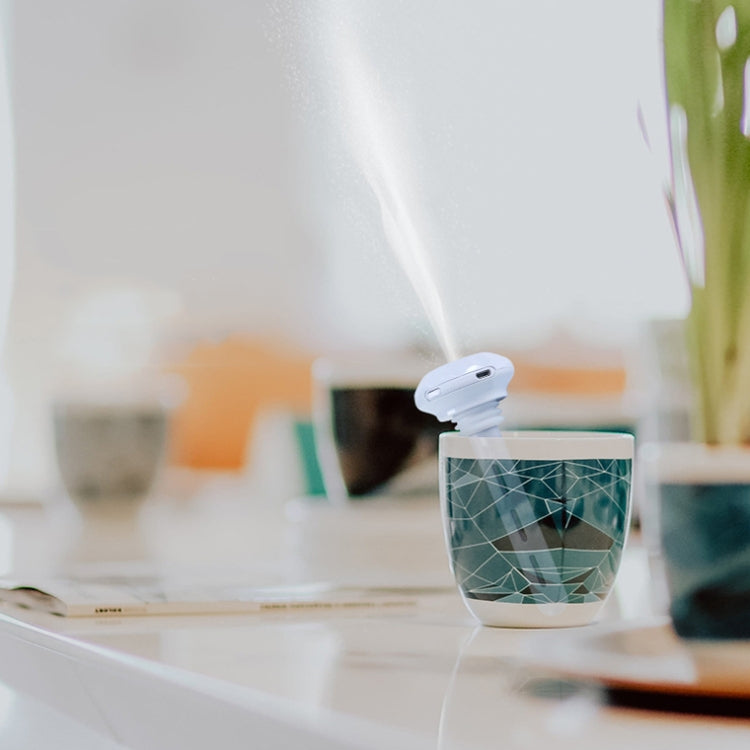 USB Plug-in Mini Portable Detachable Car Humidifier, Spec: Humidifier+1set Sticks - free shipping - PMC TechLife - Order now!