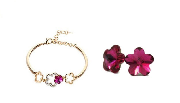 Gold Plated Flower Bracelet - free shipping - PMC Jewellery - Order now!