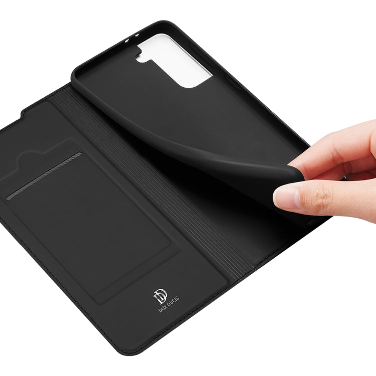 For Samsung Galaxy S21 5G DUX DUCIS Skin Pro Series Horizontal Flip PU + TPU Leather Case with Holder & Card Slots(Black)