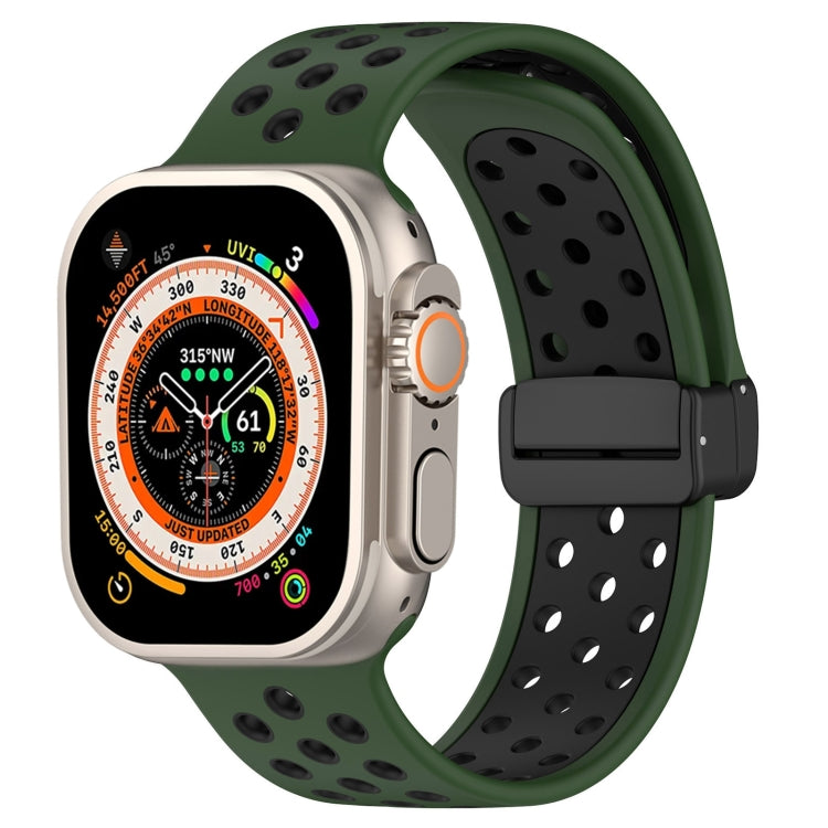 For Apple Watch SE 2023 44mm Magnetic Buckle Silicone Watch Band(Army Green Black)