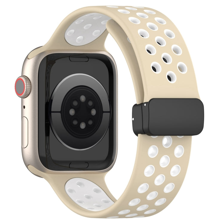 For Apple Watch SE 2023 44mm Magnetic Buckle Silicone Watch Band(Khaki White)