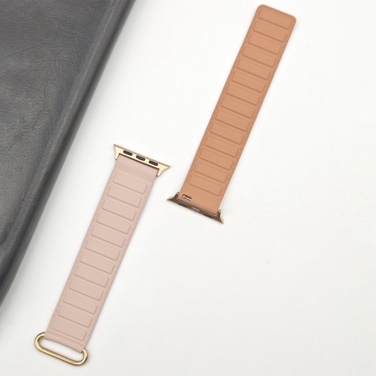 For Apple Watch 9 45mm Reverse Buckle Magnetic Silicone Watch Band(Rose Buckle Pink)