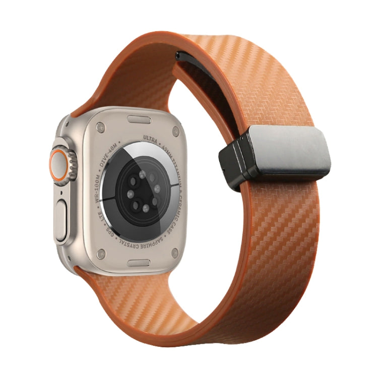 For Apple Watch SE 2022 44mm Carbon Fiber Pattern Magnetic Buckle Silicone Watch Band(Brown) - Watch Bands by PMC Jewellery | Online Shopping South Africa | PMC Jewellery | Buy Now Pay Later Mobicred
