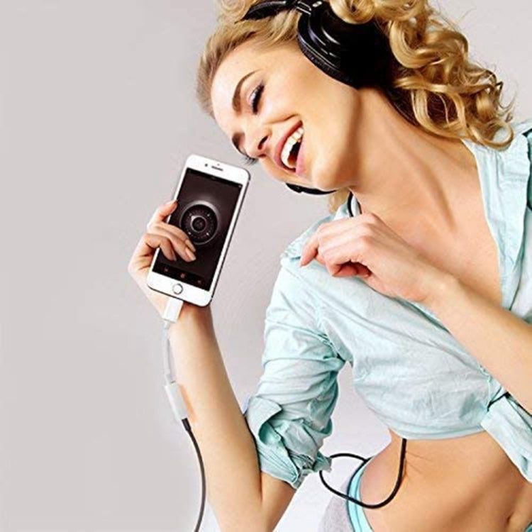 Zs-kl21836 2 PCS 8 Pin to 3.5mm Earphone Adapter Audio Adapter, Compatible with IOS 13 System - Earphone Adapter by PMC TechLife | Online Shopping South Africa | PMC TechLife