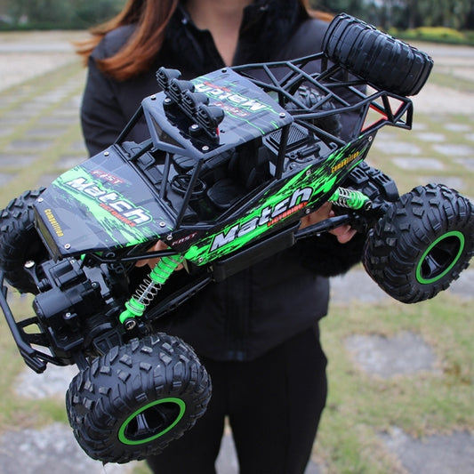2.4GHz 4WD Double Motors Off-Road Climbing Car Remote Control Vehicle, Model:6266 (Green) - RC Cars by PMC Jewellery | Online Shopping South Africa | PMC Jewellery | Buy Now Pay Later Mobicred