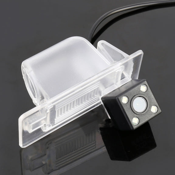 656x492 Effective Pixel HD Water-resistant 4 LED Night Vision Wide Angle Car Rear View Backup Reverse Camera for Chevrolet Malibu XL 2016-2018 / Equinox 2017-2018