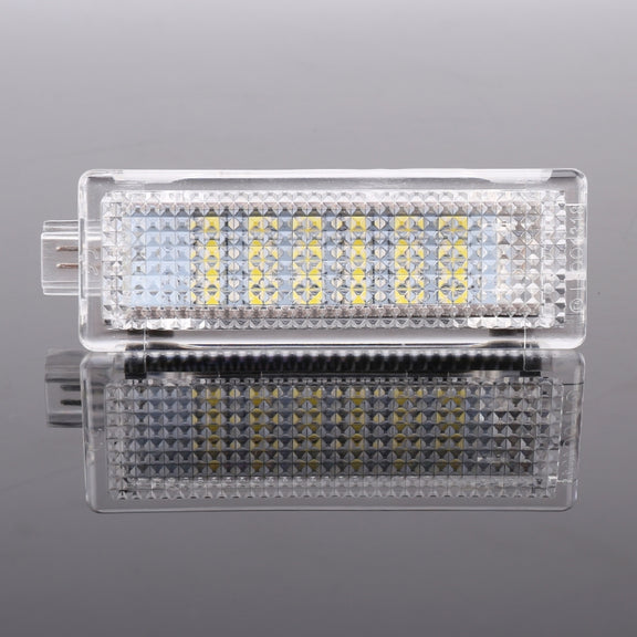 2 PCS LED Car DC 12V 1.5W 6000K 100LM Door Lights 18LEDs SMD-3528 Lamps for BMW E81(White Light)
