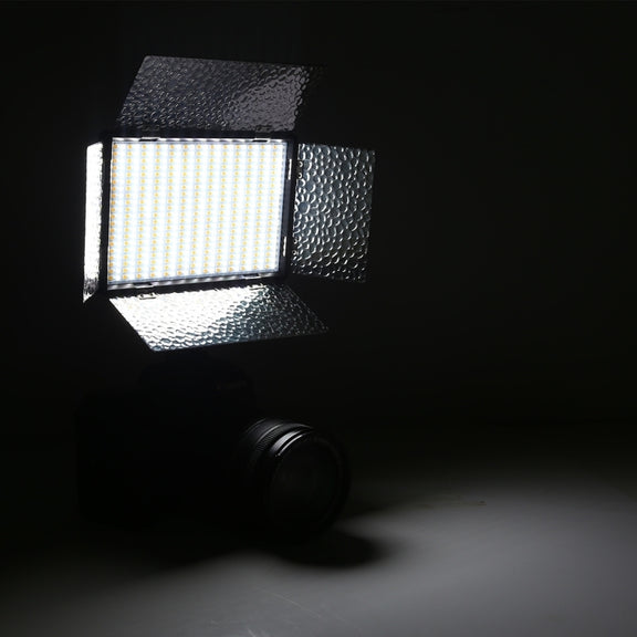 LED01 520 LEDs 4100LM Professional Vlogging Photography Video & Photo Studio Light for Canon / Nikon DSLR Cameras