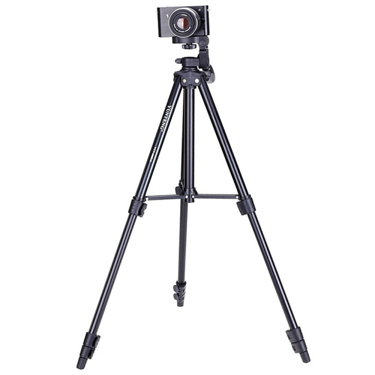 YUNTENG VCT-680RM 4-Section Folding Legs Aluminum Alloy Tripod Mount with Three-Dimensional Tripod Head for DSLR & Digital Camera, Adjustable Height: 46-138cm (Black)