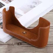 1/4 inch Thread PU Leather Camera Half Case Base for Leica M9 (Brown)