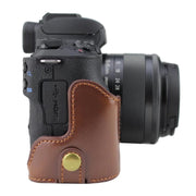 1/4 inch Thread PU Leather Camera Half Case Base for Canon EOS M50 / M50 Mark II (Coffee)