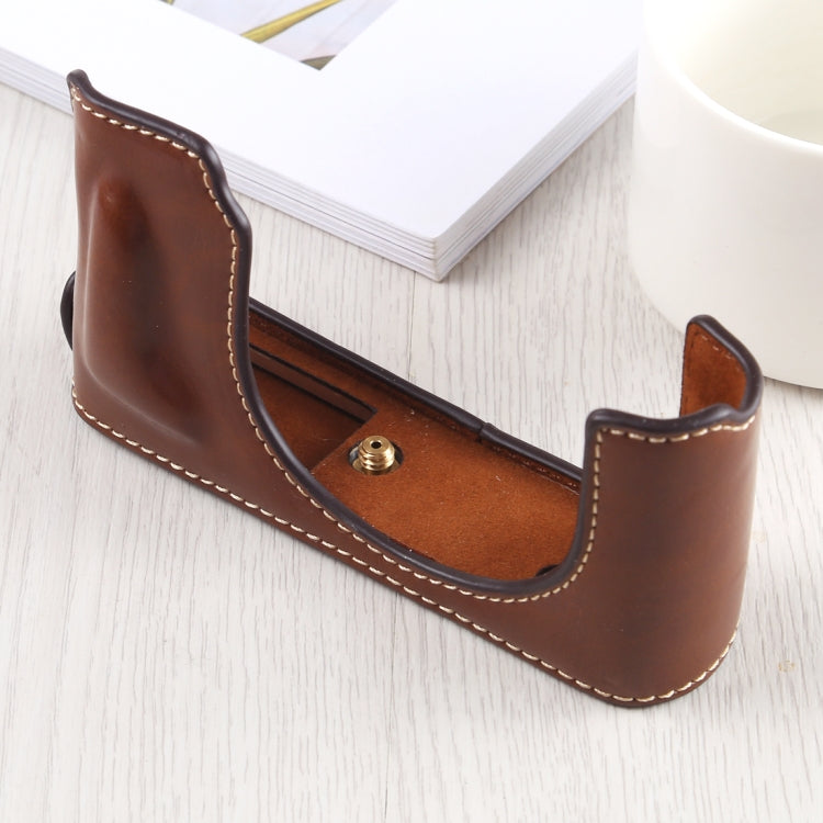 1/4 inch Thread PU Leather Camera Half Case Base for Leica DLUX TYP 109 (Coffee)