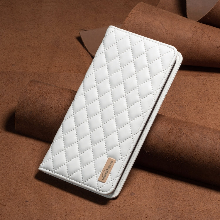 For Xiaomi Redmi Note 13 Pro 5G Diamond Lattice Magnetic Leather Flip Phone Case(White) - Xiaomi Cases by PMC TechLife | Online Shopping South Africa | PMC TechLife | Buy Now Pay Later Mobicred