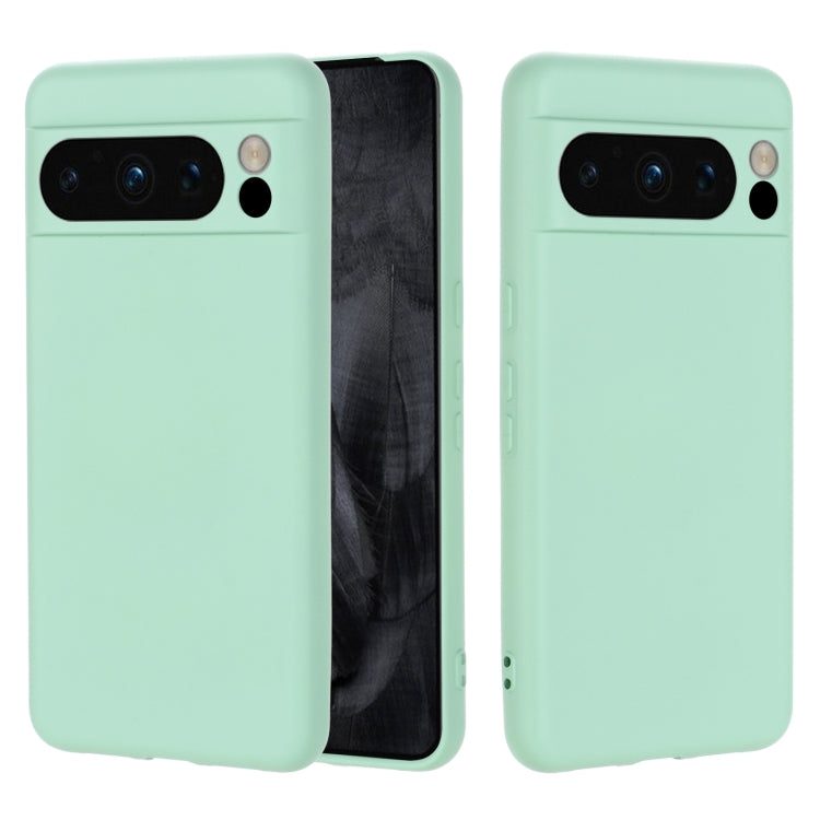 For Google Pixel 8 Pro Pure Color Liquid Silicone Shockproof Phone Case(Green)