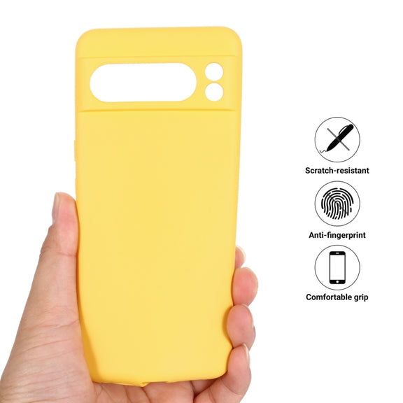 For Google Pixel 8 Pro Pure Color Liquid Silicone Shockproof Phone Case(Yellow)