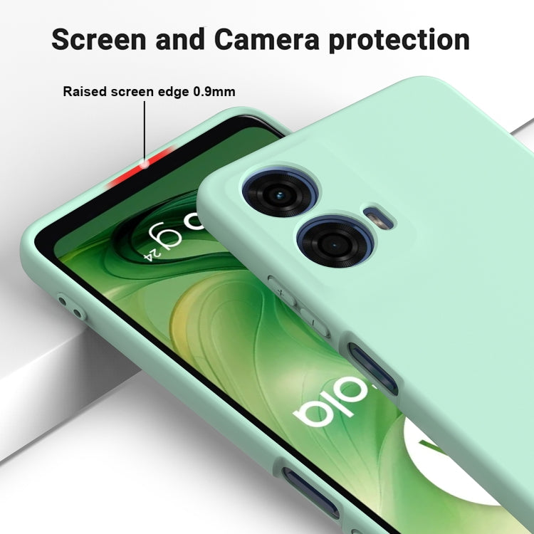 For Motorola Moto G04 / G24 Pure Color Liquid Silicone Shockproof Phone Case(Green) - Motorola Cases by PMC TechLife | Online Shopping South Africa | PMC TechLife | Buy Now Pay Later Mobicred