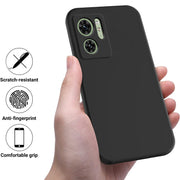 For Motorola Edge 2023 Solid Color Liquid Silicone Dropproof Full Coverage Phone Case(Black)