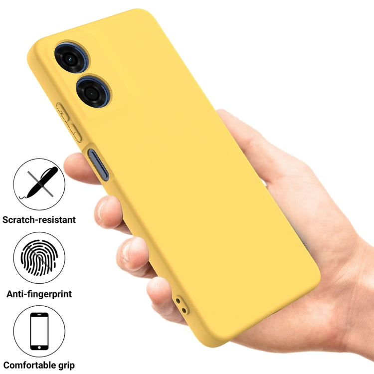 For Motorola Moto E14 Solid Color Liquid Silicone Dropproof Full Coverage Phone Case(Yellow)