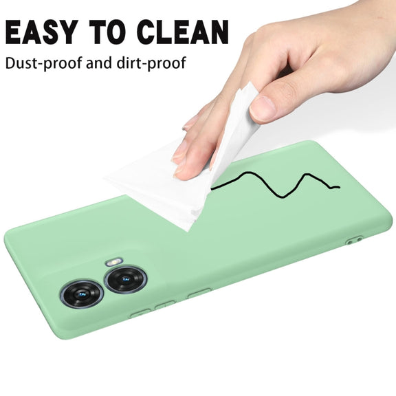 For Motorola S50 Neo Solid Color Liquid Silicone Dropproof Full Coverage Phone Case(Green)