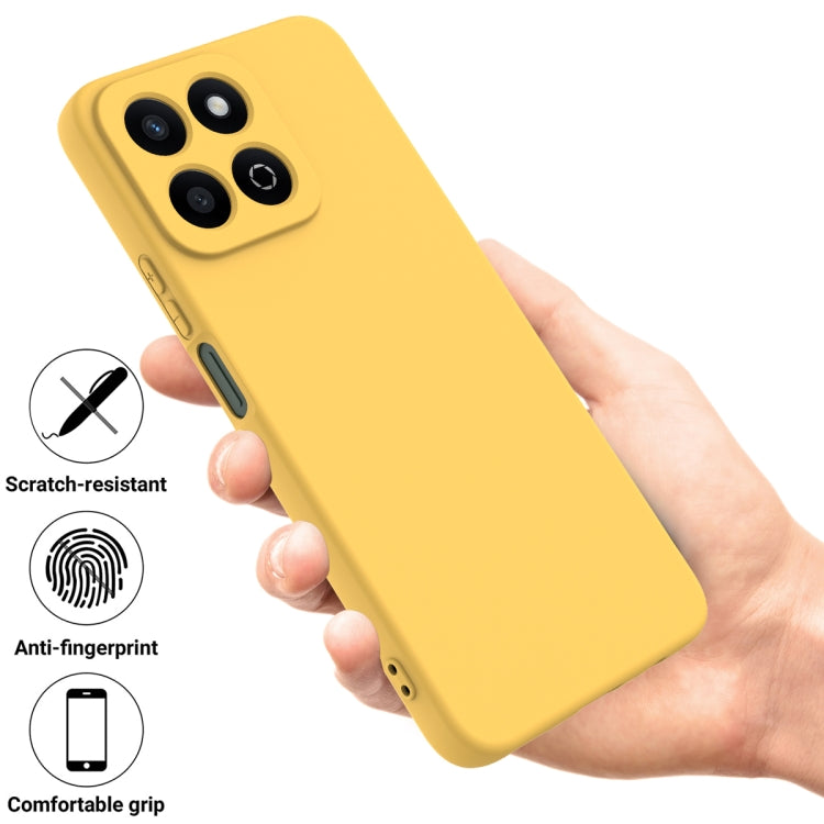 For Honor 200 Smart Solid Color Liquid Silicone Dropproof Full Coverage Phone Case(Yellow)