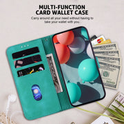 For Google Pixel 9 7-shaped Embossed Leather Phone Case(Green)