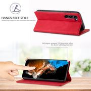 For Samsung Galaxy S24+ 5G LC.IMEEKE Strong Magnetism Microfiber Leather Phone Case(Red)