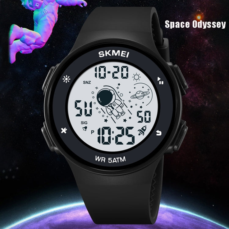SKMEI 2068 Multifunctional Men 50M Water-resistant Noctilucent Sports Digital Wrist Watch(Black White)