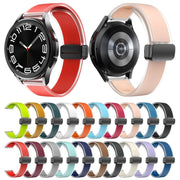 For Samsung Galaxy Watch6 / 5 / 4 Translucent Magnetic Black Buckle Silicone Watch Band(Black)