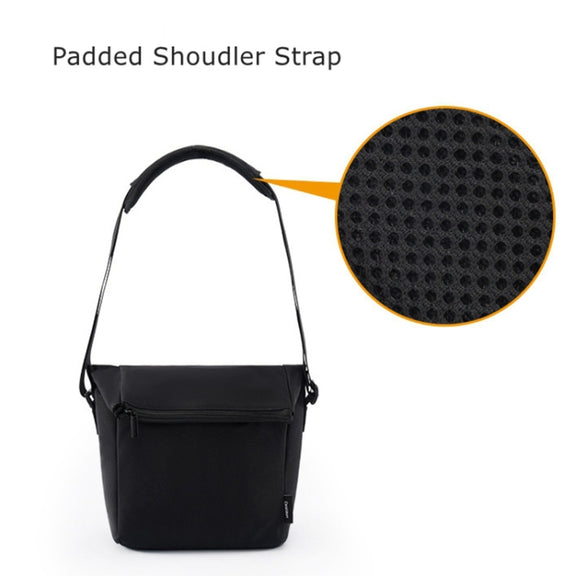 Cwatcun D103 Crossbody Camera Bag Photography Lens Shoulder Bag, Size:22.5 x 19.5 x 8cm(Black)