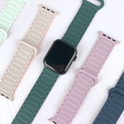 For Apple Watch Series 9 41mm I-Shaped Magnetic Silicone Watch Band(Mint White)