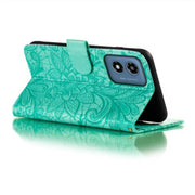 For Motorola Moto G Play 2024 Lace Flower Embossing Flip Leather Phone Case(Green)