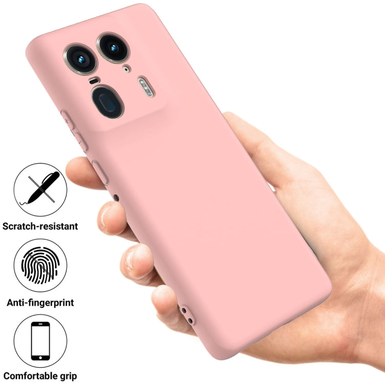 For Motorola Moto X50 Ultra Solid Color Liquid Silicone Dropproof Full Coverage Phone Case(Pink)