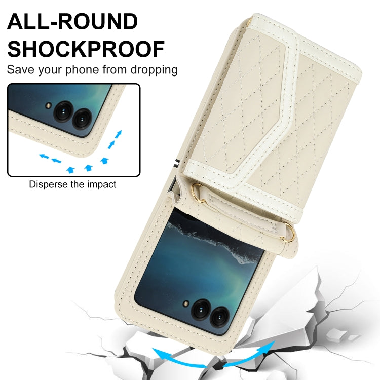For Motorola Razr 40 Ultra Splicing Rhombic Texture Phone Case with Long & Short Lanyard(Beige)