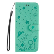 For Samsung Galaxy S25+ / S24+ 5G Cat and Bee Embossed Flip Leather Phone Case(Green)