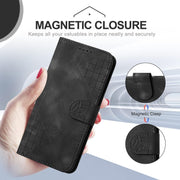 For Motorola Moto G Play 4G 2024 YX0080 Grid Butterfly Embossed Pattern Flip Leather Phone Case with Lanyard(Black)