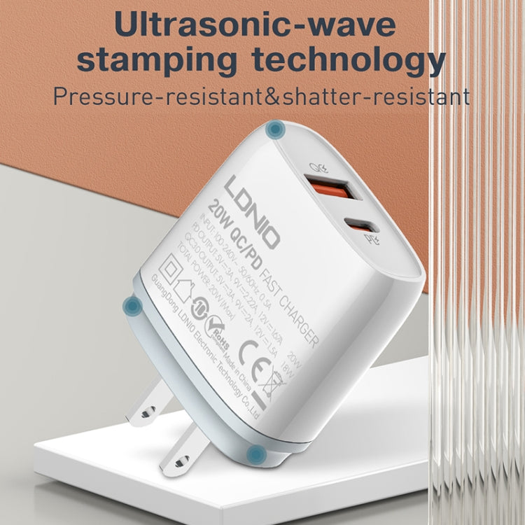 LDNIO Q229 QC3.0 / PD20W USB + Type-C Fast Charger with 1m Type-C to 8 Pin Cable, Plug Type:UK Plug(White)