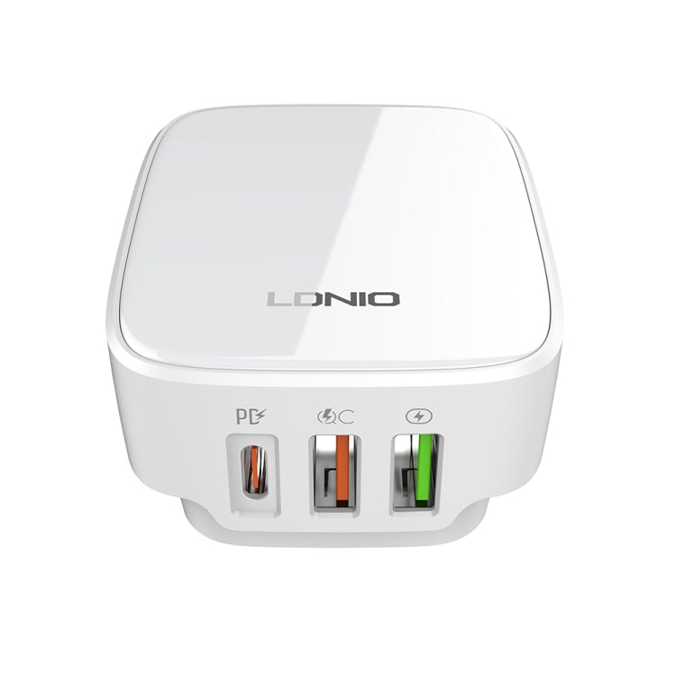 LDNIO Q334 32W Type-C + Dual USB Port Charger with 1m 8 Pin Data Cable, Plug Type:US Plug(White)
