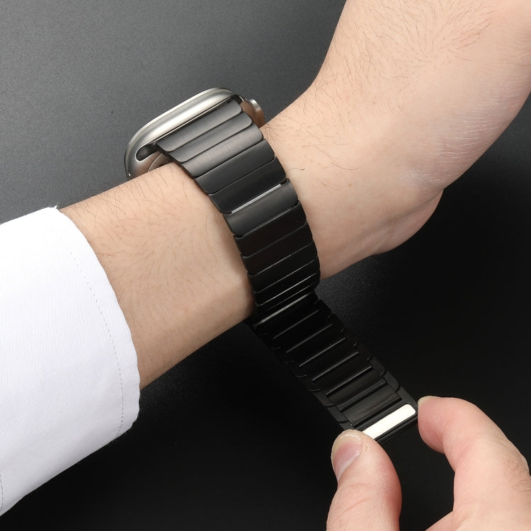 For Apple Watch Ultra 49mm Single Bead Magnetic Stainless Steel Watch Band(Black)