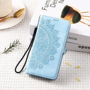 For Samsung Galaxy S25 Ultra 5G Skin Feel Totem Embossed Leather Phone Case(Blue)