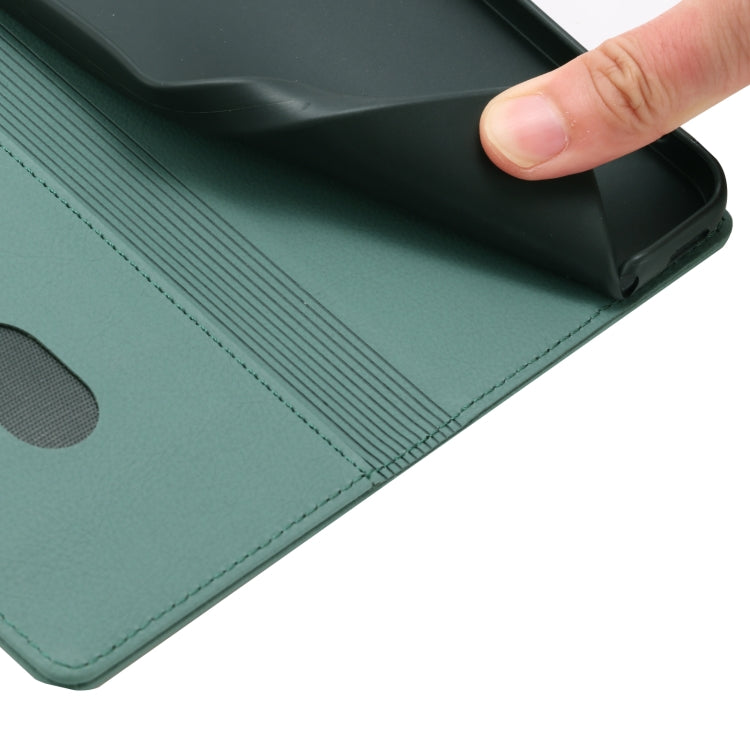 For Samsung Galaxy S25 5G Cartoon Elephant Embossed Leather Phone Case(Green) - Galaxy S25 5G Cases by PMC Jewellery | Online Shopping South Africa | PMC Jewellery | Buy Now Pay Later Mobicred