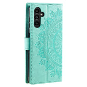 For Samsung Galaxy S25 5G Totem Flower Embossed Leather Phone Case with Lanyard(Green)